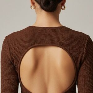 Hanza G Celeste cut out back cropped top OS